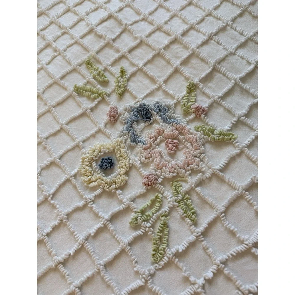 Vintage Chenille Floral‎ Bedspread Coverlet Pink Blue Pastel 116 X 105 King?